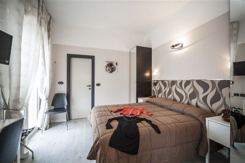 רימיני Hotel Levante מראה חיצוני תמונה