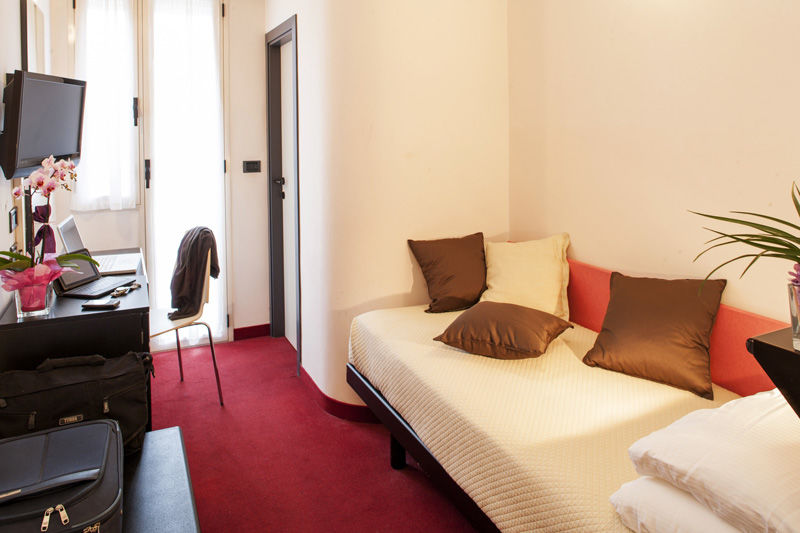 רימיני Hotel Levante מראה חיצוני תמונה