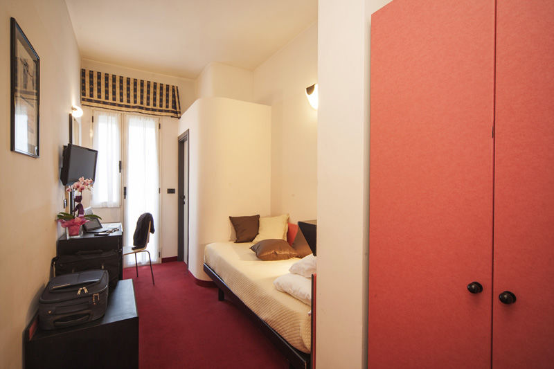 רימיני Hotel Levante מראה חיצוני תמונה