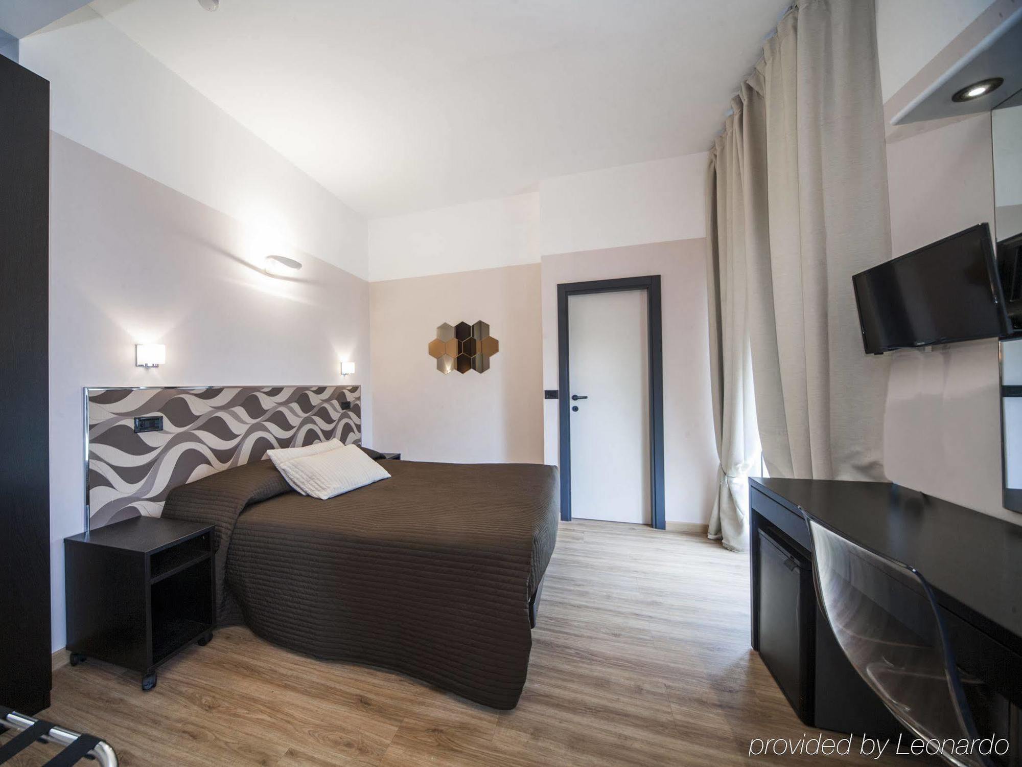 רימיני Hotel Levante מראה חיצוני תמונה